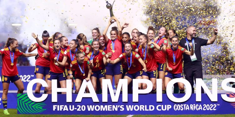 La Liga Femenina de Fútbol en España crece en audiencia y profesionalización