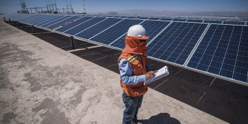 Científicas lideran avances en energías renovables en América Latina