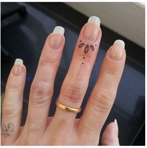 Tiny Tattoo: la última tendencia de las modelos de pasarela