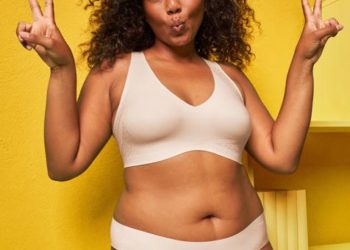 El sujetador cómodo (para todo tipo de pechos) que no se marca ni se traspasa con la ropa blanca es el que arrasa en Instagram