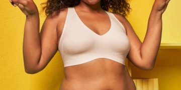 El sujetador cómodo (para todo tipo de pechos) que no se marca ni se traspasa con la ropa blanca es el que arrasa en Instagram