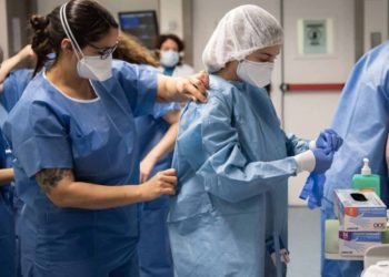 La labor invisibilizada y precarizada de las enfermeras en Chile