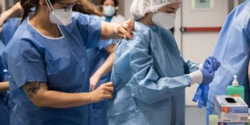 La labor invisibilizada y precarizada de las enfermeras en Chile