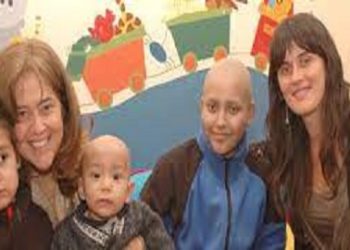 Mónica Arteaga: la mujer que con su casa de acogida ha apoyado a casi 400 familias de provincia con niñas y niños con cáncer