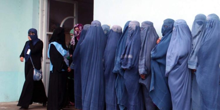 Ser mujer bajo el poder talibán: un testimonio estremecedor