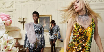 Cómo llevar lentejuelas como una experta en moda esta Navidad