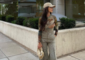 Pantalones cargo, el reemplazo de los jeans clásicos que son tendencia este otoño