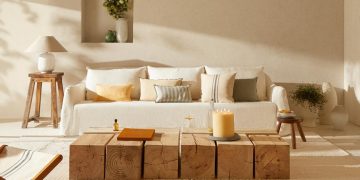 CHOLLOS DECO: 10 cojines de las últimas rebajas de Zara Home para transformar la decoración de tu salón por menos de 10 euros
