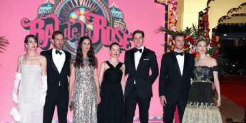 Carolina y Carlota vuelven a dar una lección de estilo con looks espectaculares