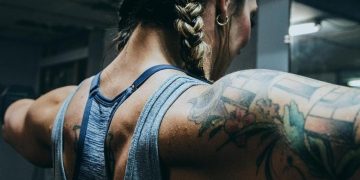 Comienza la operación bikini: 5 ejercicios perfectos para fortalecer la espalda y llegar al verano en forma