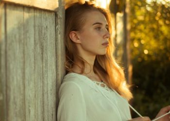 Cómo saber si te están haciendo ghosting (y qué tienes que hacer para solucionarlo)