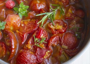 Sopa de tomate: el mejor diurético natural para perder peso y acabar con la celulitis