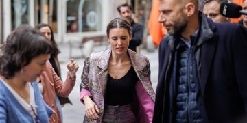 El mensaje oculto detrás del traje que Irene Montero ha llevado en el Día Internacional de la Mujer