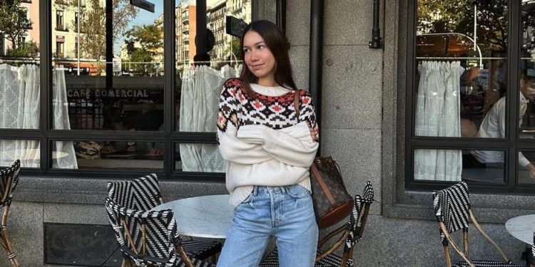 Los jerséis navideños más bonitos y ponibles están en Amazon y quedan así de bien