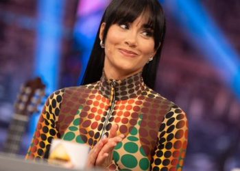 MODA: El vestido de Zara original que es perfecto para copiar el look que triunfa entre las famosas