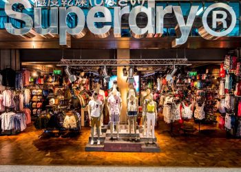 Superdry vende su negocio y la propiedad de su marca en Asia-Pacífico por 50 millones de dólares