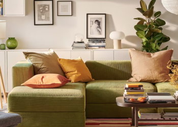 trucos deco: Cómo combinar colores en decoración: ideas preciosas en verde y amarillo para que tu salón parezca más grande y luminoso