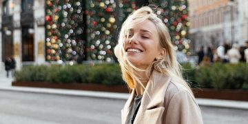 ¿Es mejor lavarse los dientes antes o después de desayunar? Tenemos la respuesta científica