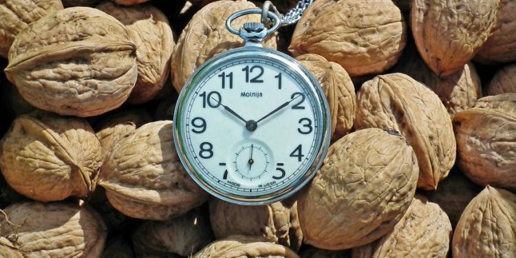 Todo lo que debes saber para realizar el ayuno intermitente correctamente: consejos y recomendaciones