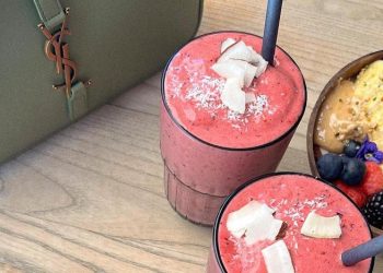 El kéfir es un probiótico natural que fortalece las defensas y mejora la digestión