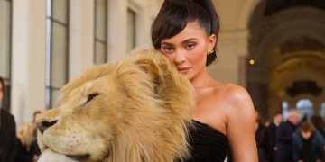 moda en 3d: La tercera dimensión: el volumen acapara las colecciones de primavera y la realidad supera la ficción