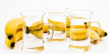 ¿Has oído hablar del agua de plátano? Estas son las propiedades de la bebida de moda para adelgazar