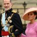 La Reina Letizia, con vestido espectacular de color rosa y un original tocado en la coronación de Carlos III