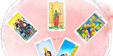 QUÉ SIGNIFICAN LOS ARCANOS: Suma la energía del Tarot al influjo de la Luna de las Flores