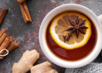 Receta de la infusión de canela y jengibre que ayuda a perder peso
