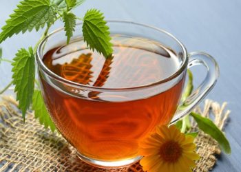 Té de perejil y menta, la infusión para depurar el hígado