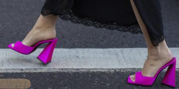 Todas las sandalias de tacón de colores que elevan tus looks de invitada