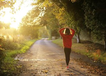 ¿Sales a andar un rato todos los días? 7 pasos para adelgazar con tus paseos sin darte cuenta