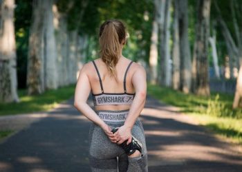 BEAR CRAWL BRAZOS | Tenemos la clave para acabar con la flacidez de los brazos: caminar como un oso