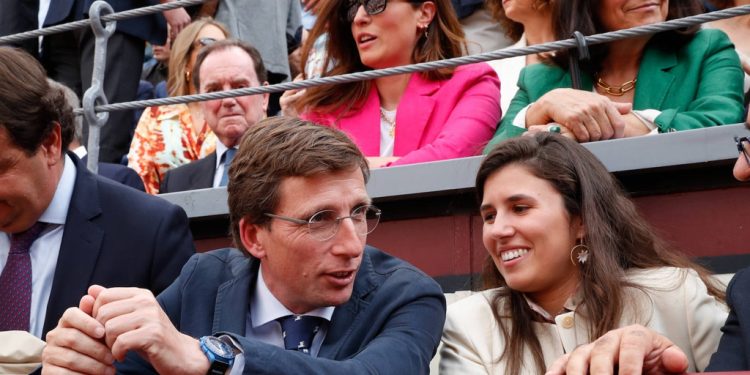 El estilo clásico y austero de Teresa Urquijo Moreno, la novia de José Luis Martínez-Almeida