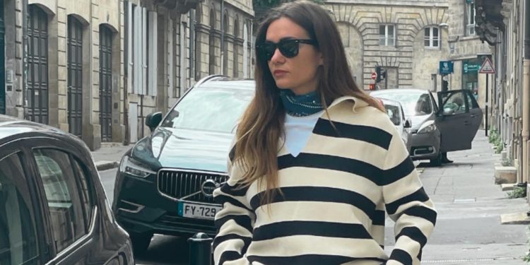 El truco de las francesas para vestirse bien en entretiempo