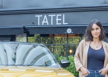 «Se me da bien jugar con las emociones»