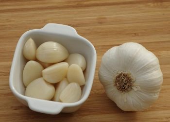 ¿Qué pasa en tu cuerpo si empiezas a comer ajo crudo todos los días?