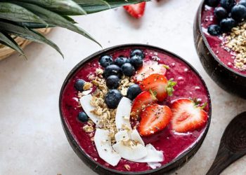 DESAYUNO SALUDABLE: Qué es el açaí, la fruta más viral de los desayunos de las famosas