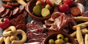 Esto son los tres alimentos españoles que acortan tu vida sin que lo sepas