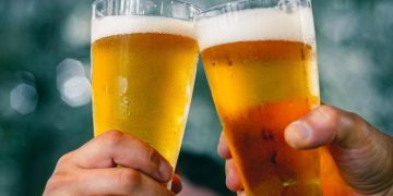 ¿Quién es el fabricante de las cervezas de los supermercados?