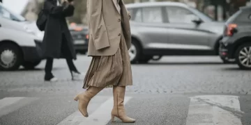 Las botas este 2024 se llevan con poco tacón