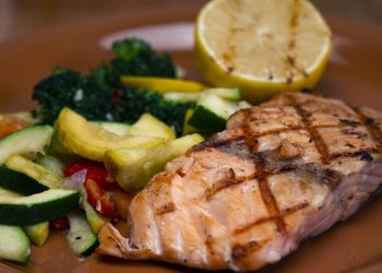 La cena antiinflamatoria que recomiendan los expertos en nutrición para bajar la barriga.