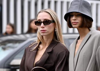 Zapatillas amarillas irrumpen en la moda invernal