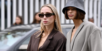 Zapatillas amarillas irrumpen en la moda invernal