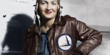 Margot Duhalde: La aviadora de la libertad