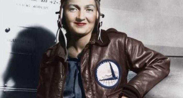 Margot Duhalde: La aviadora de la libertad